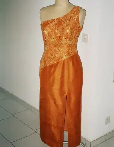 orangeskleid